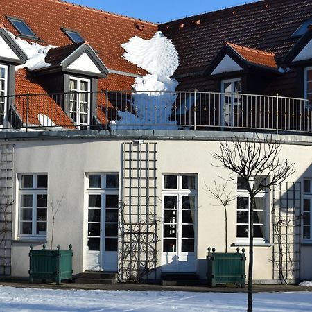 Palac I Folwark Nemino Sierakowice  외부 사진